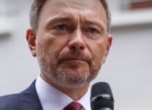 Der FDP-Vorsitzende Christian Lindner / Quelle: Pixabay, lizenzfreie Bilder, open library: saarnews (https://pixabay.com/de/photos/minister-Regierung-Mann-Politiker-7362415/)